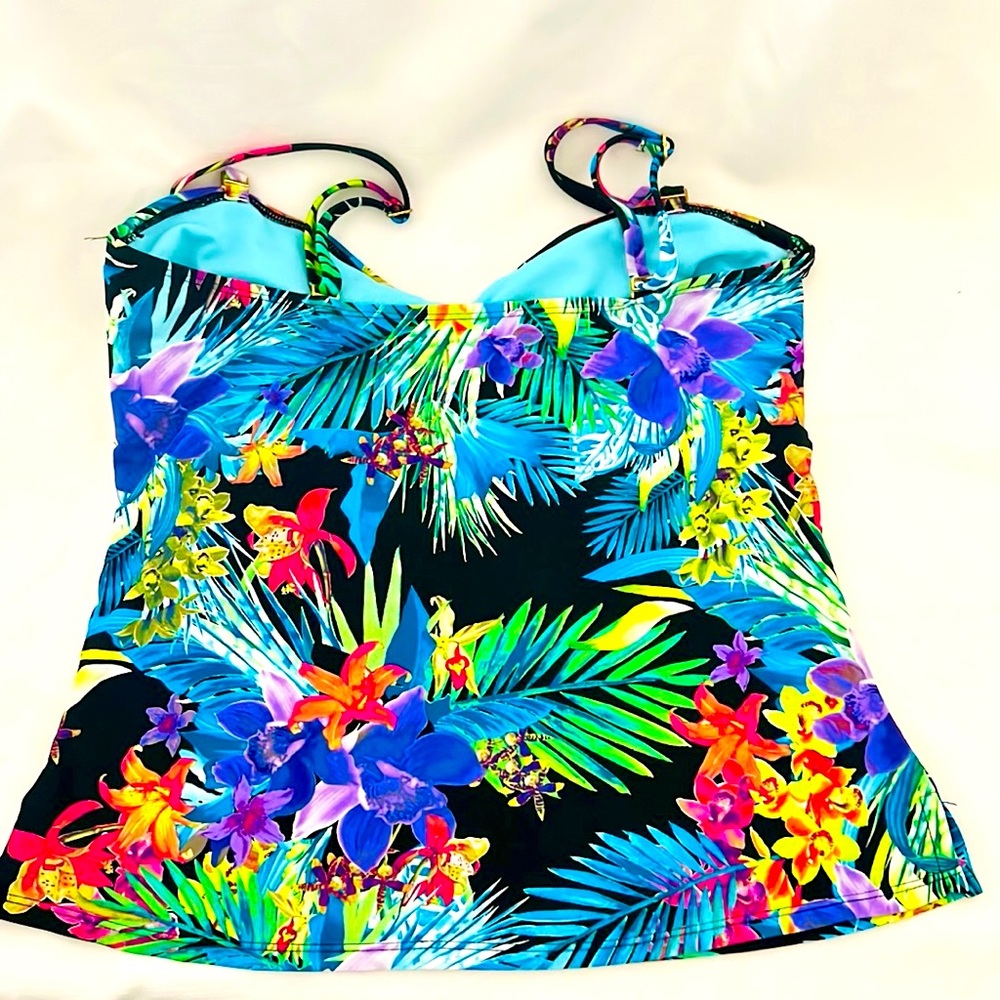 Island Escape~ Vibrant Tankini - Picture 5 of 14